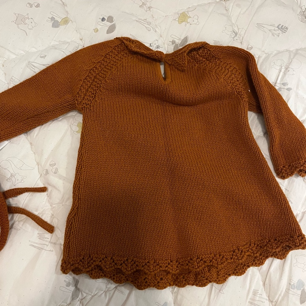 Rachel Zoe Burnt Orange Knitted Baby Sweater dress with leggings and bonnett - Picture 7 of 8